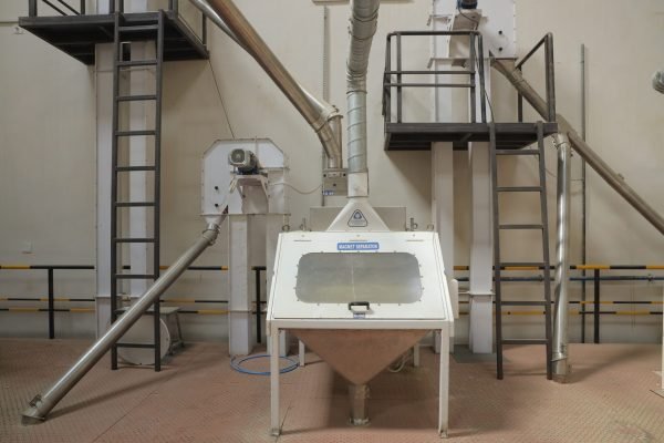 Four Advanced Cleaning & Sortex Lines Equipped with AI-driven technology for precision purity